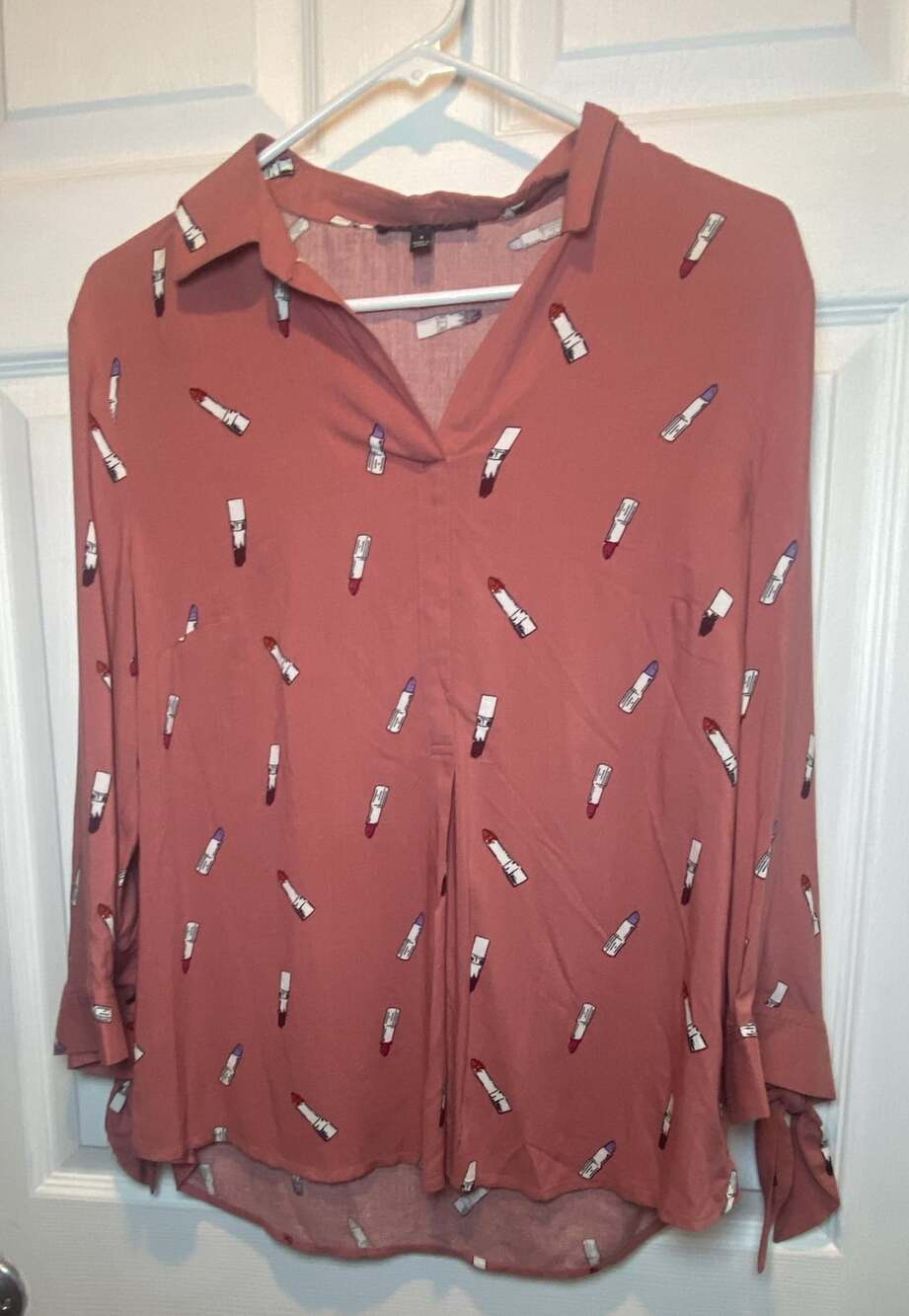 Como Blu Lipstick Print Blouse Size S